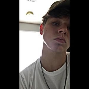 Meet your Posher, Devin